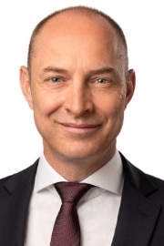 Portrait picture of Markus Reubi