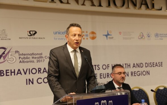 Ambassador Graf addressing the 5th International Public Health Conference in Tirana.