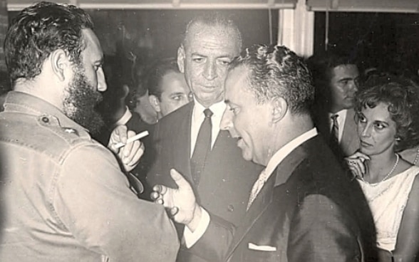 Cuban leader Fidel Castro discusses with Swiss Ambassador in Havana, Emil Stadelhofer, in 1964