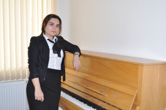 Cavahir Agayeva obtains new musical instruments