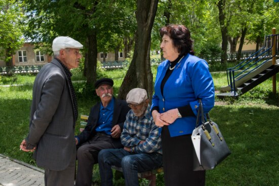 Mayor Jemma Harutyunyan with the citizens