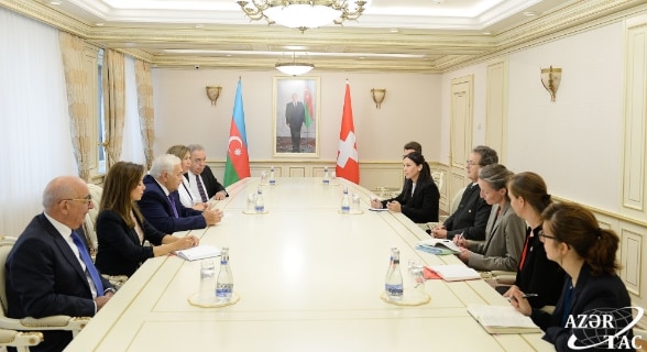 Meeting between the President of the Council of States, Jean-René Fournier and the Speaker of Parliament Ogtay Asadov.