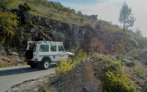 EUFOR_bih_car_patrol