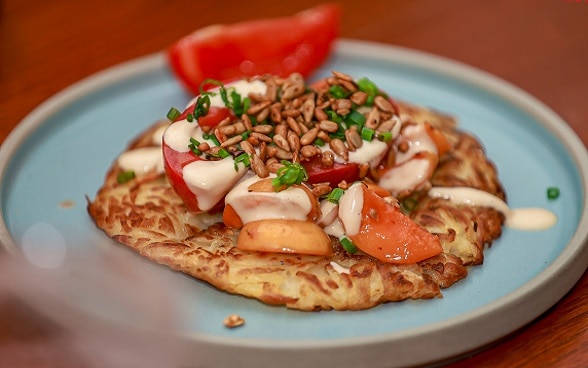 Eat Swiss – Michaela @ DuLi: Berner Rösti presented by Michaela Frank