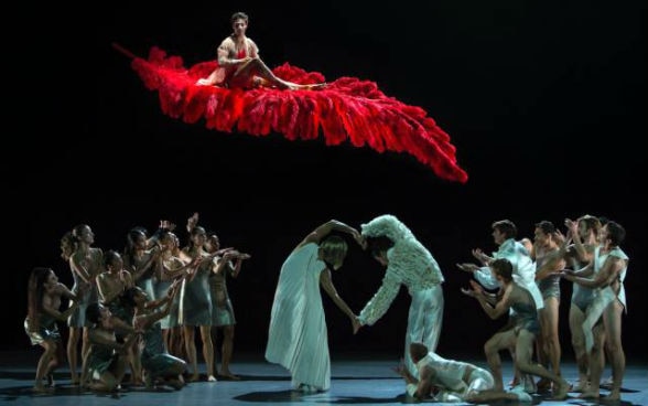 Midnight's Summer Dream by Geneva Grand Theatre Ballet