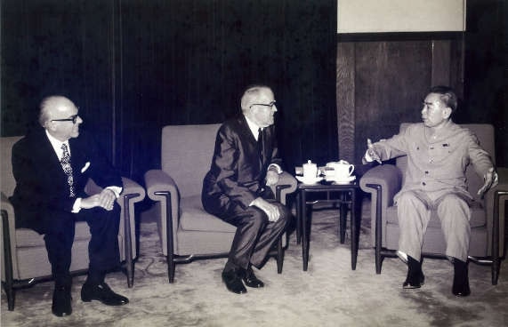 Max Petitpierre meets with Premier Zhou Enlai in May 1973