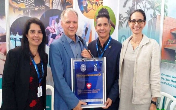 Reconocimiento al trabajo de COSUDE
