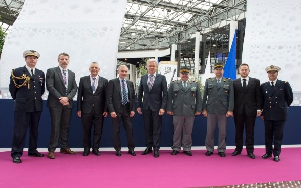 Visite du Directeur général de l’armement Martin Sonderegger à l’Eurosatory 
