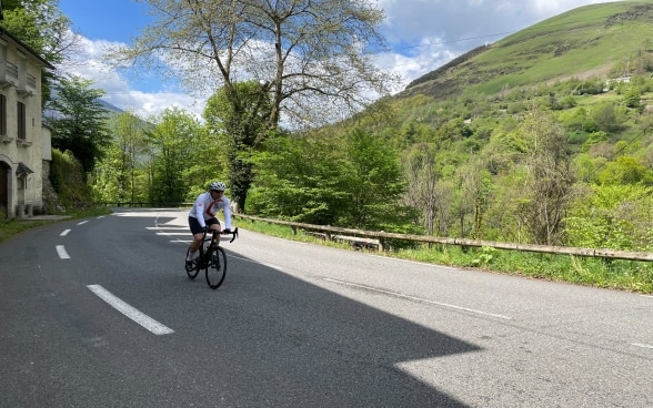 L'ambassadeur Balzaretti au Col d'Aubisque 