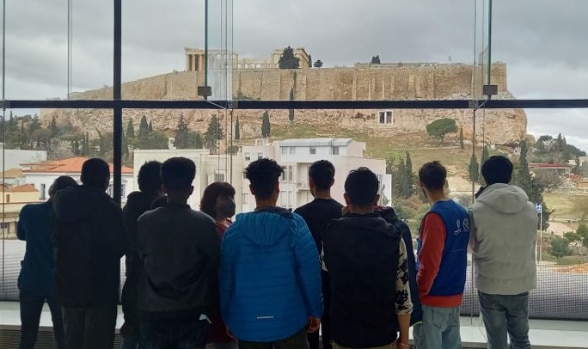 Visit of the children residing in the facilities to the Acropolis Museum.