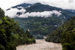 Melting Glaciers and Thirsty Lowlands– integrated water resource management |