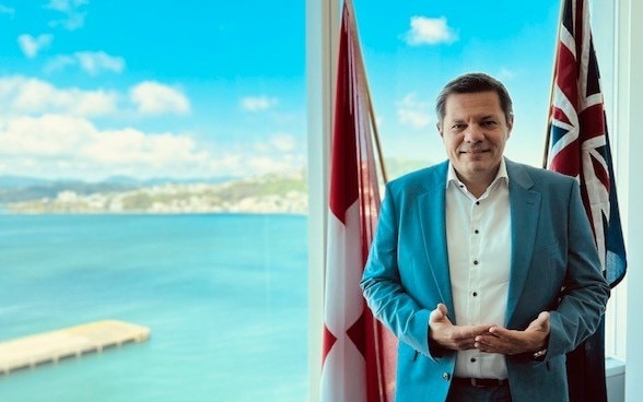 Ambassador Viktor Vavricka 