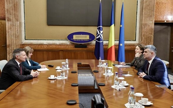 The excellent bilateral cooperation and the important contribution of Swiss-funded projects to Romania's development were the main topics addressed by Ambassador Massimo Baggi and Prime Minister Marcel Ciolacu during their meeting at the Victoria Palace 
