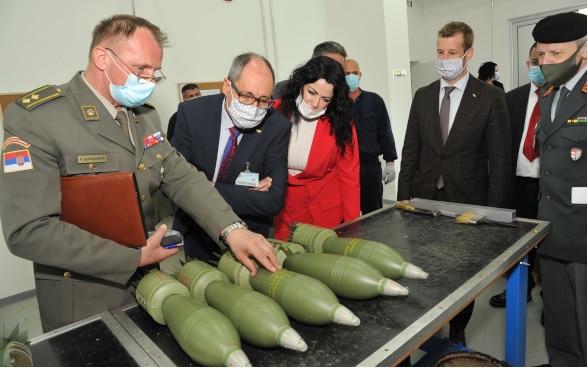 Swiss delegation at the Technical Overhauling Institute in Kragujevac