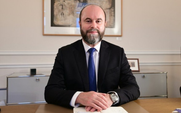 Portrait photo of Consul General Philippe Brandt