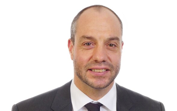 Stewart Tipson