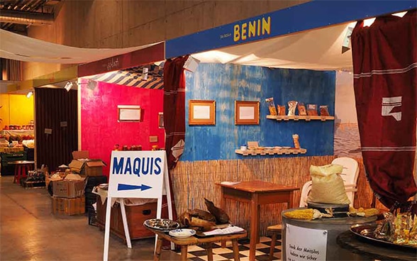 Lo stand della DSC dedicato al Benin all’OLMA 2015. 