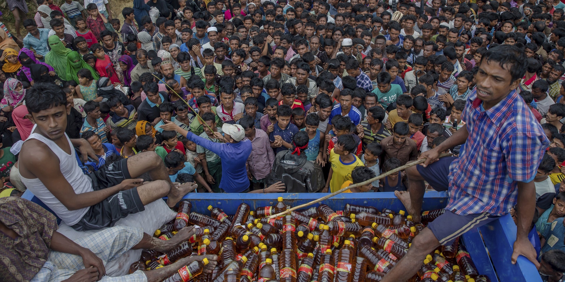 La densidad de la población hace mella en el medio ambiente en el campo de refugiados más grande del mundo, el de Kutupalong-Balukhali, en Bangladesh.