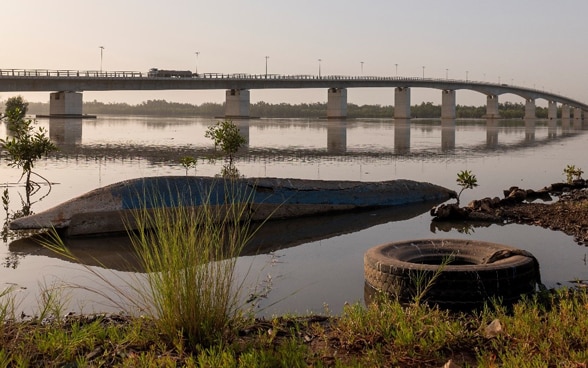  The Senegambia Bridge over the Gambia River.