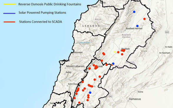 A map of Lebanon shows the localities in the Bekaa Valley where the SDC project is present. A yellow dot stands for a public fountain equipped with a water purification system (reverse osmosis), four blue dots represent solar-powered pumps and many red dots indicate water stations connected to the SCADA system.
