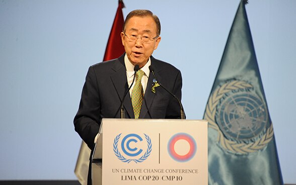 Ban Ki-moon am Rednerpult.
