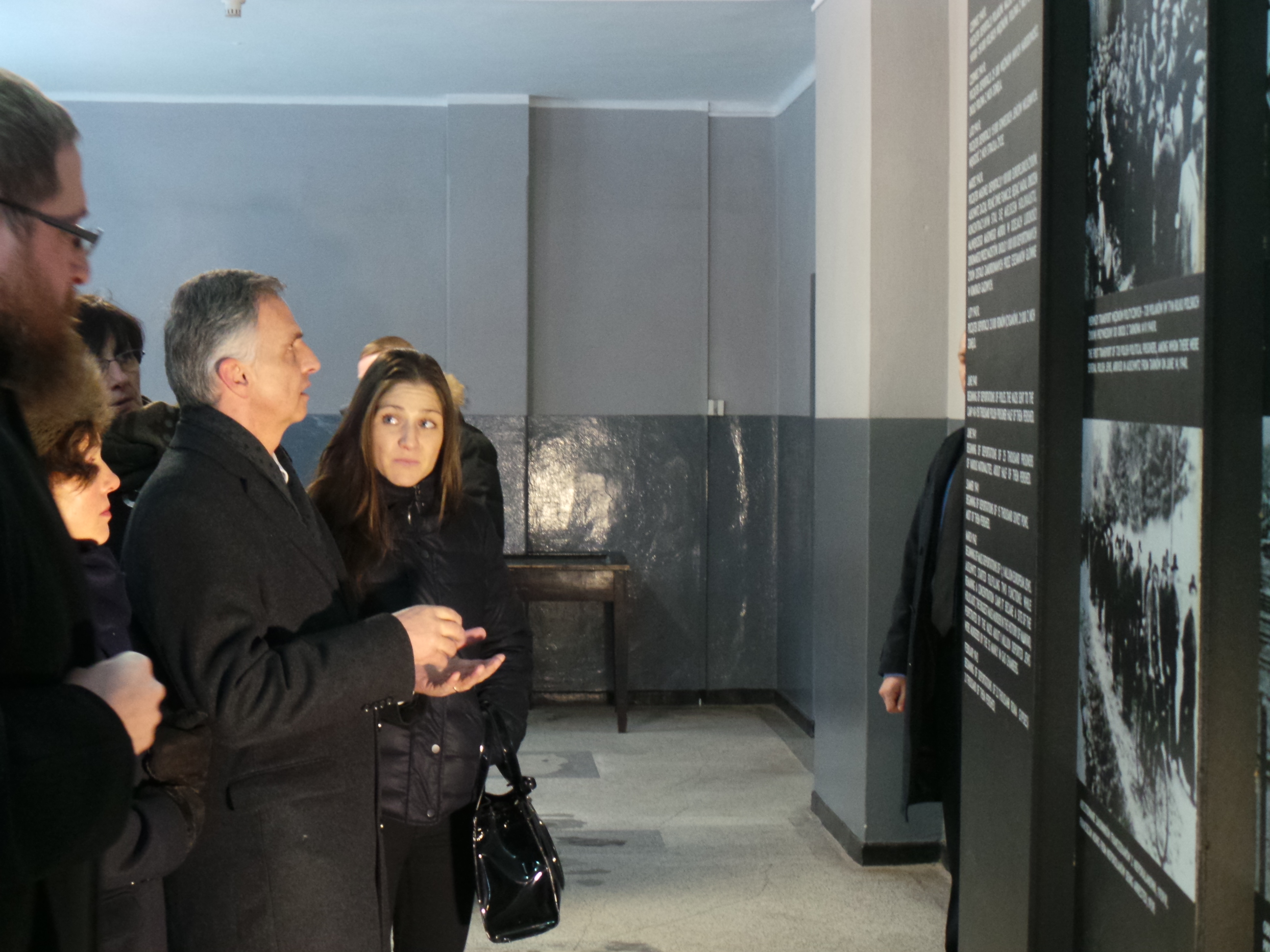 The president of the Confederation, Didier Burkhalter, in the Auschwitz-Birkenau museum. 