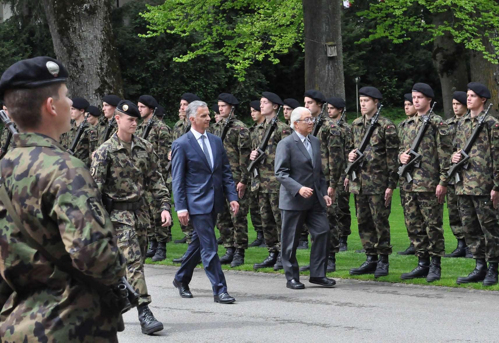 Tony Tan Keng Yam a été reçu avec les honneurs militaires. 