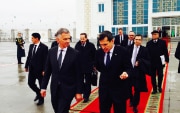 Der Bundespräsident und amtierende Vorsitzende der OSZE, Didier Burkhalter, mit dem Turkmenischen Aussenminister (20.11.2014)