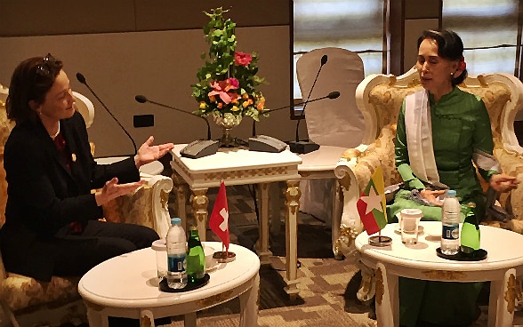 FDFA State Secretary Pascale Baeriswyl holds a bilateral meeting with Myanmar Foreign Minister Aung San Suu Kyi on the sidelines of the Asia-Europe-Meeting (ASEM) in Naypyidaw.