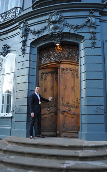 Nico Bächli, main organiser of the event from FDFA welcoming the guests to Wildt’sches Haus for the networking cocktail. 