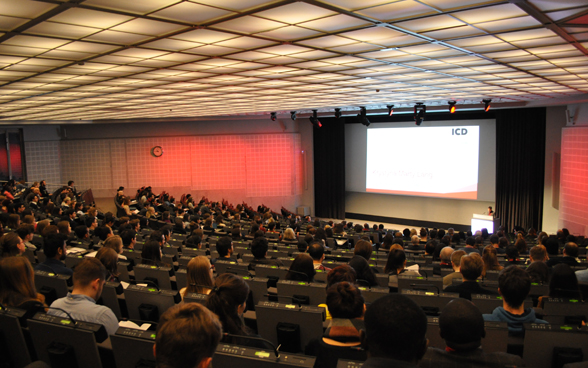 Full auditorium at the opening address of the Deputy State Secretary of FDFA, Ms Krystyna Marty Lang at International Career Day 2018. 