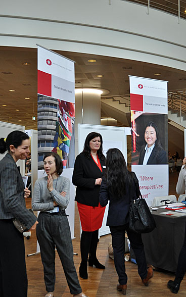 International Career Day as a platform of exchange between young professionals and a large variety of international organisations. 