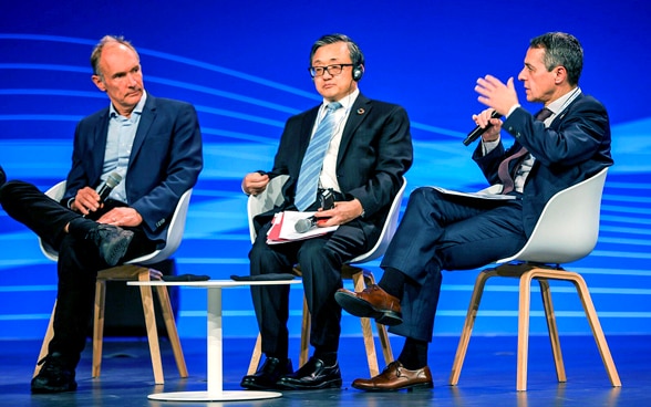 Federal Councillor Ignazio at the Internet Government Forum in Berlin.