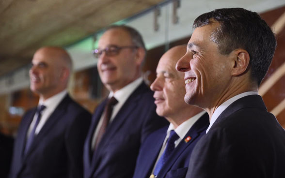 Bundesrat Cassis und seine drei Amtskollegen – Berset, Maurer und Parmelin – beteiligen sich an der Einweihung des House of Switzerland am WEF.