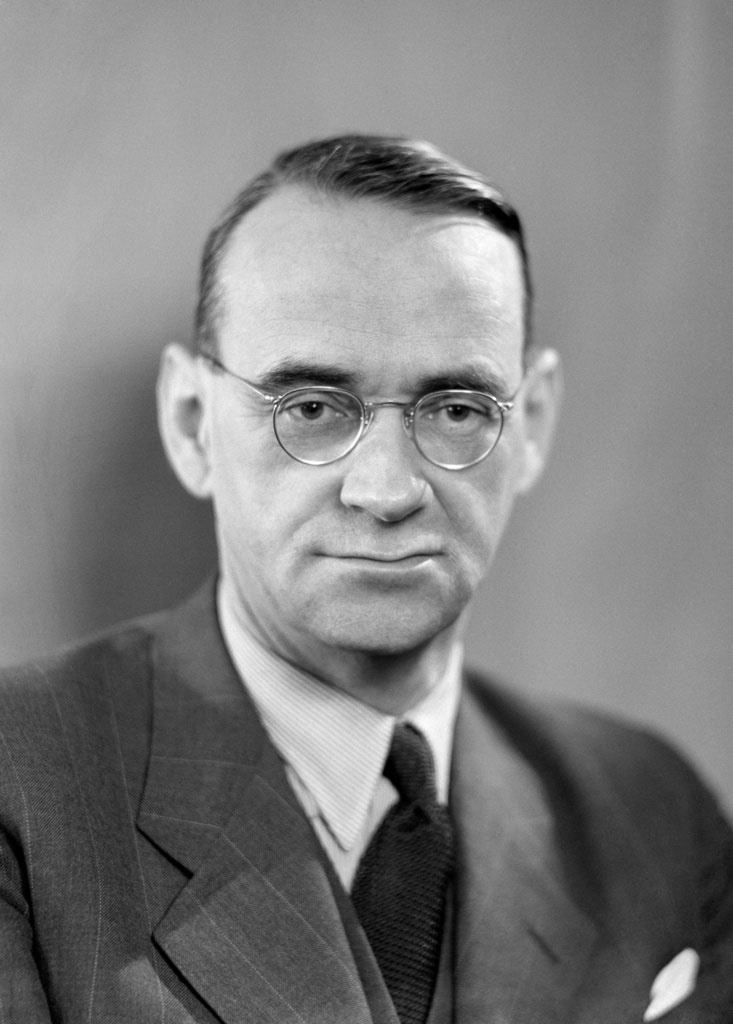 Black and white photograph of Carl Lutz. 