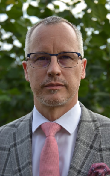 Portrait of Simon Geissbühler, Chairman of the Comité de Pilotage of the three Geneva Centres.