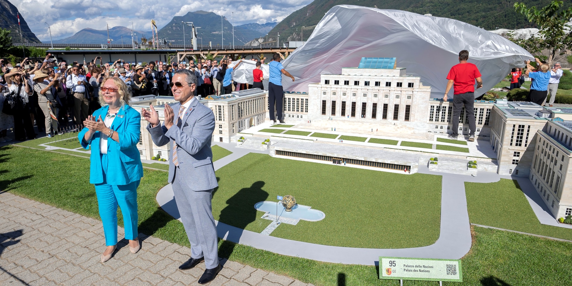 President Cassis inaugurating a Palais des Nations model at Swissminiatur in Melide.